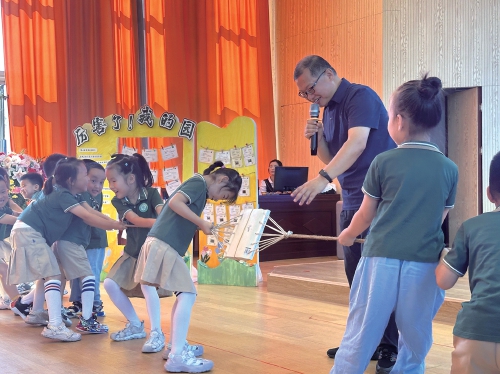 科学润童心，探索启未来