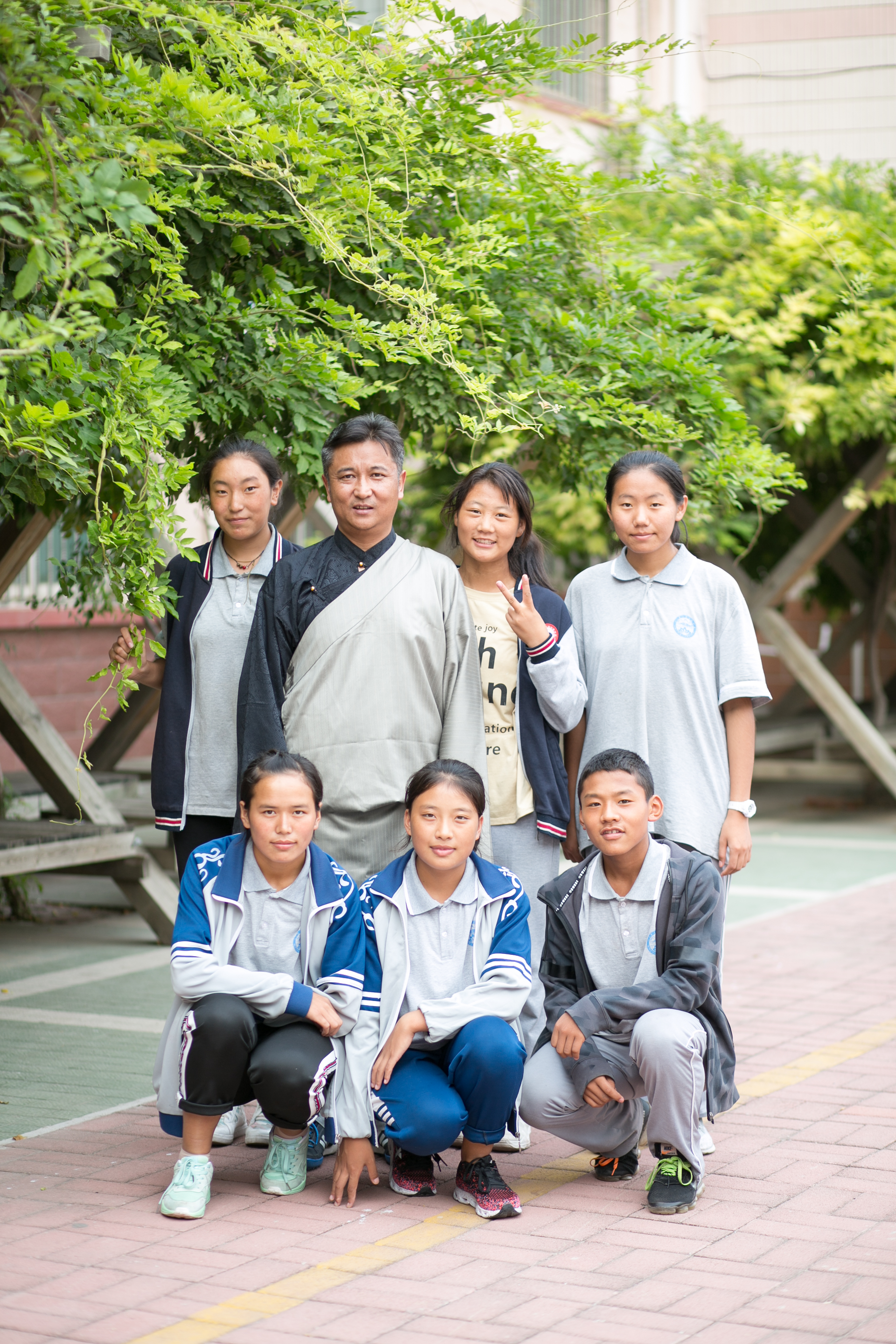 融媒·画像丨智力援藏”40年，“爱的托举”代际传承——送你到“半山”