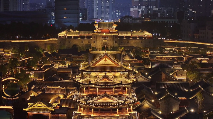 夜经济正燃：济南夏夜里的经济脉动与人情温度