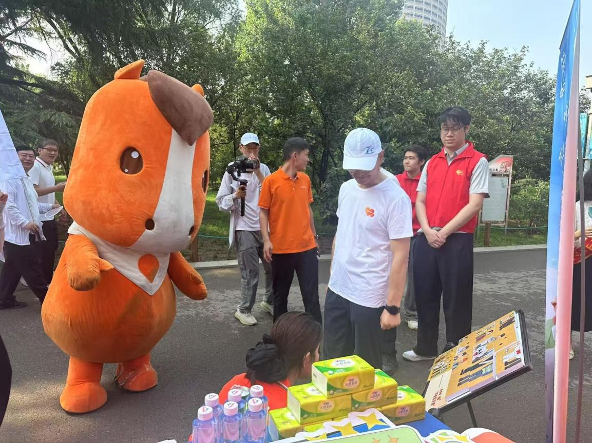 响应7.8全国保险公众宣传日，济南志愿者在行动