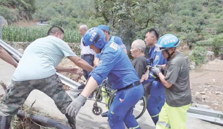 风雨同舟——莱芜区大王庄镇抢险救灾现场直击
