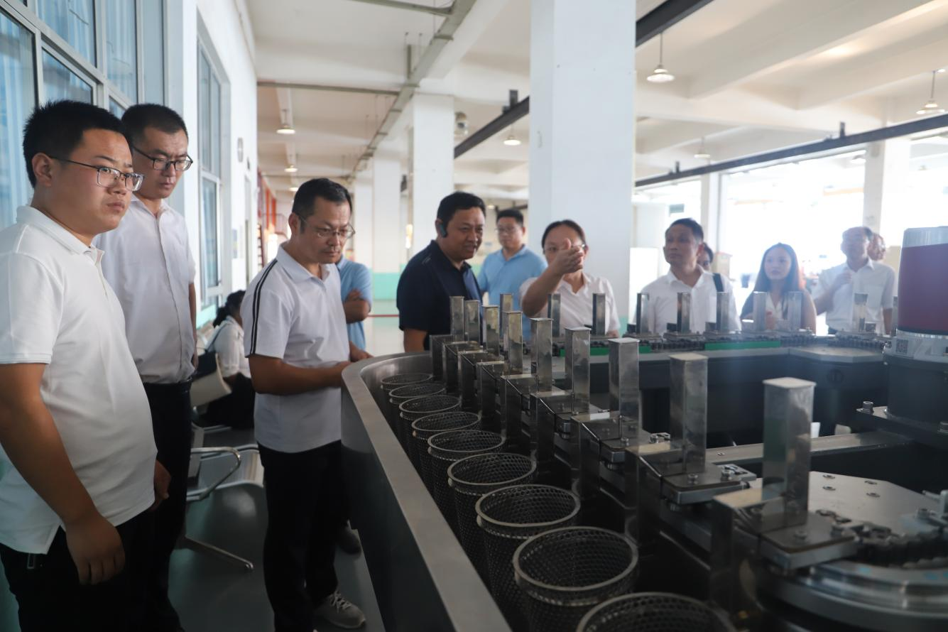 筑梦丝路 职教出海 共赢未来——黄河流域中泰职业教育国际交流合作考察团来校参观交流