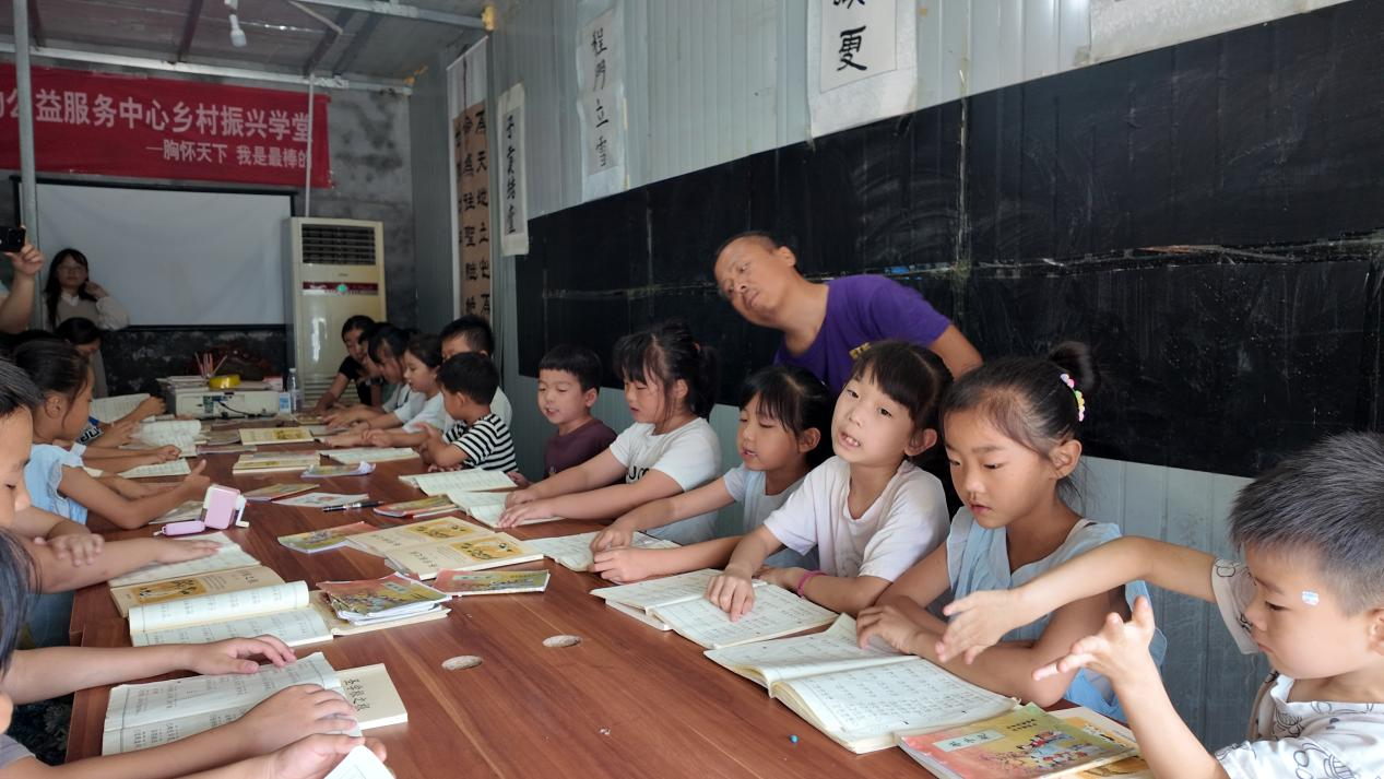 融媒·见证丨米仓里的读书声