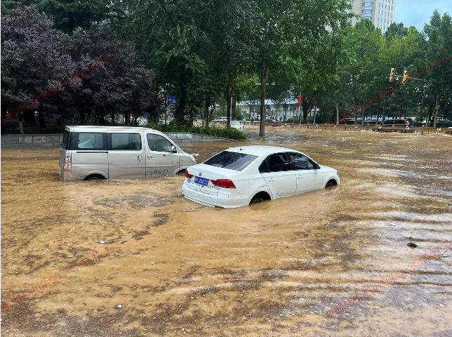 平安产险招远支公司：提醒您，暴雨天气，注意行车安全