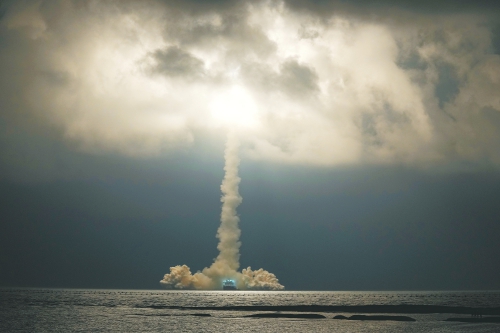 一箭11星 捷龙三号运载火箭在日照附近海域发射