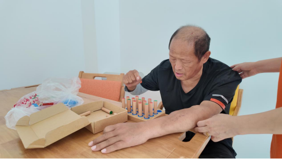 融媒·见证丨长护险落地公立医院，告别“一人失能、全家失衡”——​“一张床”暖了五千家