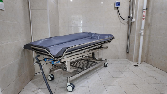 融媒·见证丨长护险落地公立医院，告别“一人失能、全家失衡”——​“一张床”暖了五千家