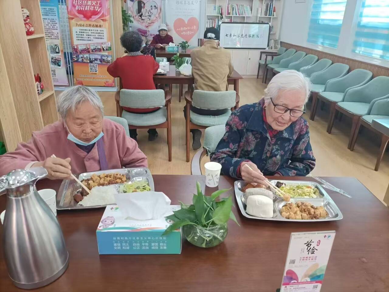 融媒·先锋丨老旧小区用“众筹”解“众愁”——一块毛巾的魔力