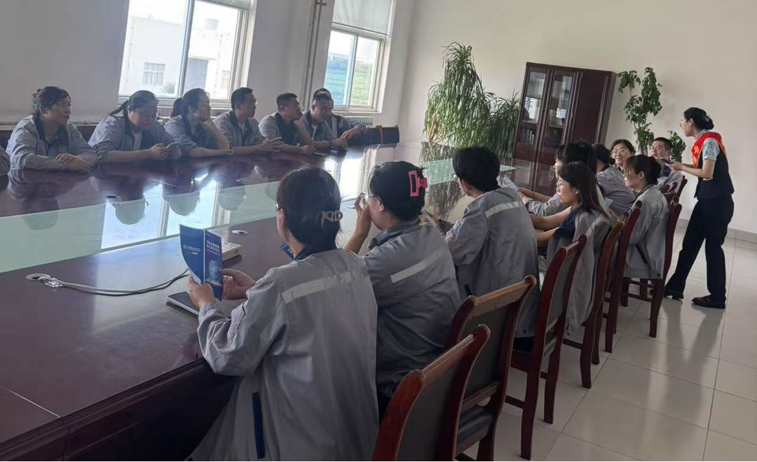 民生银行潍坊寿光支行开展“反诈”宣传进企业活动