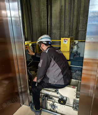 织密安全责任网，中国人寿助推楼宇经济稳健发展