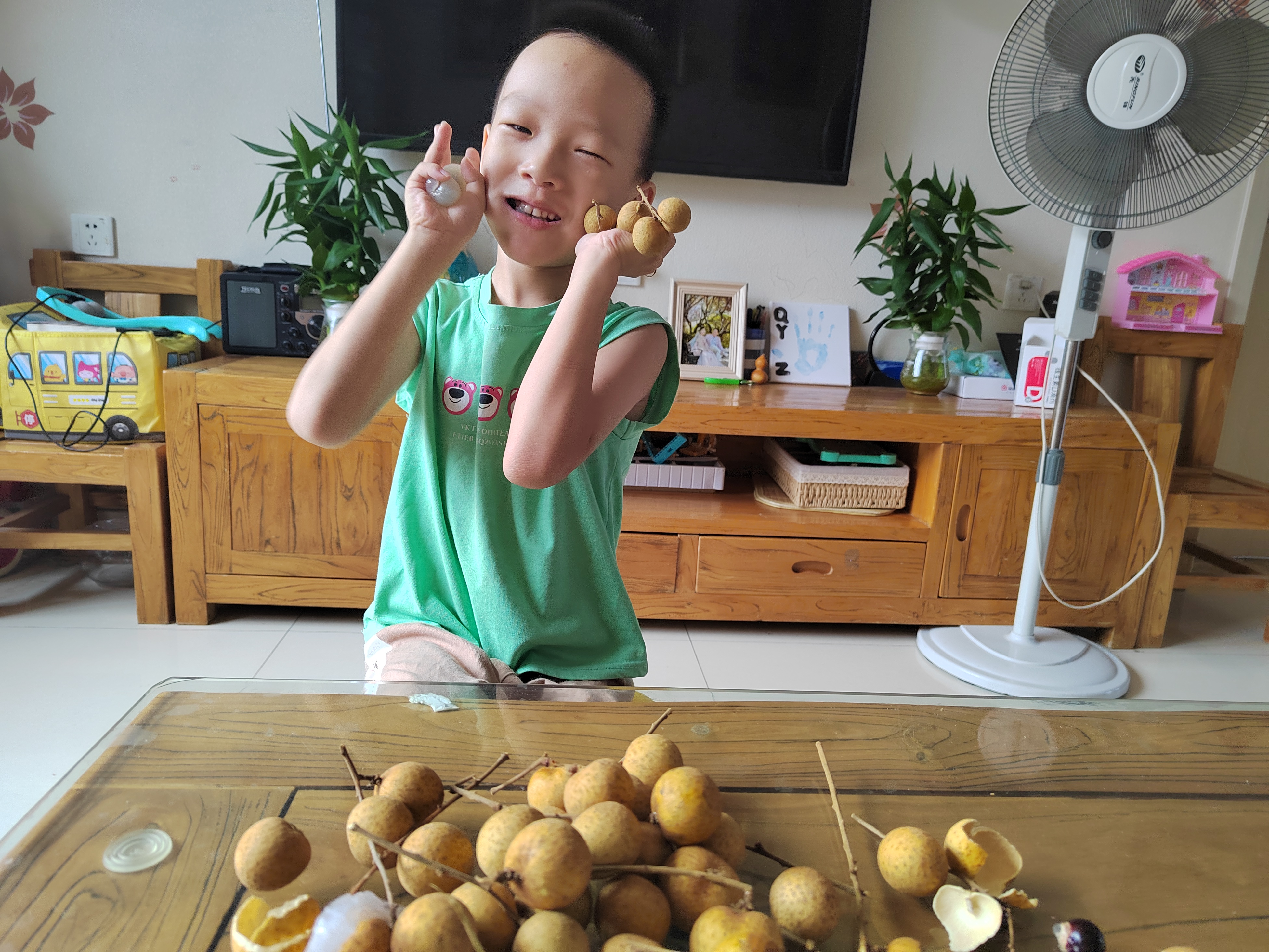 趣探白露，乐享秋意！蒙润幼教集团开展白露节气趣味活动