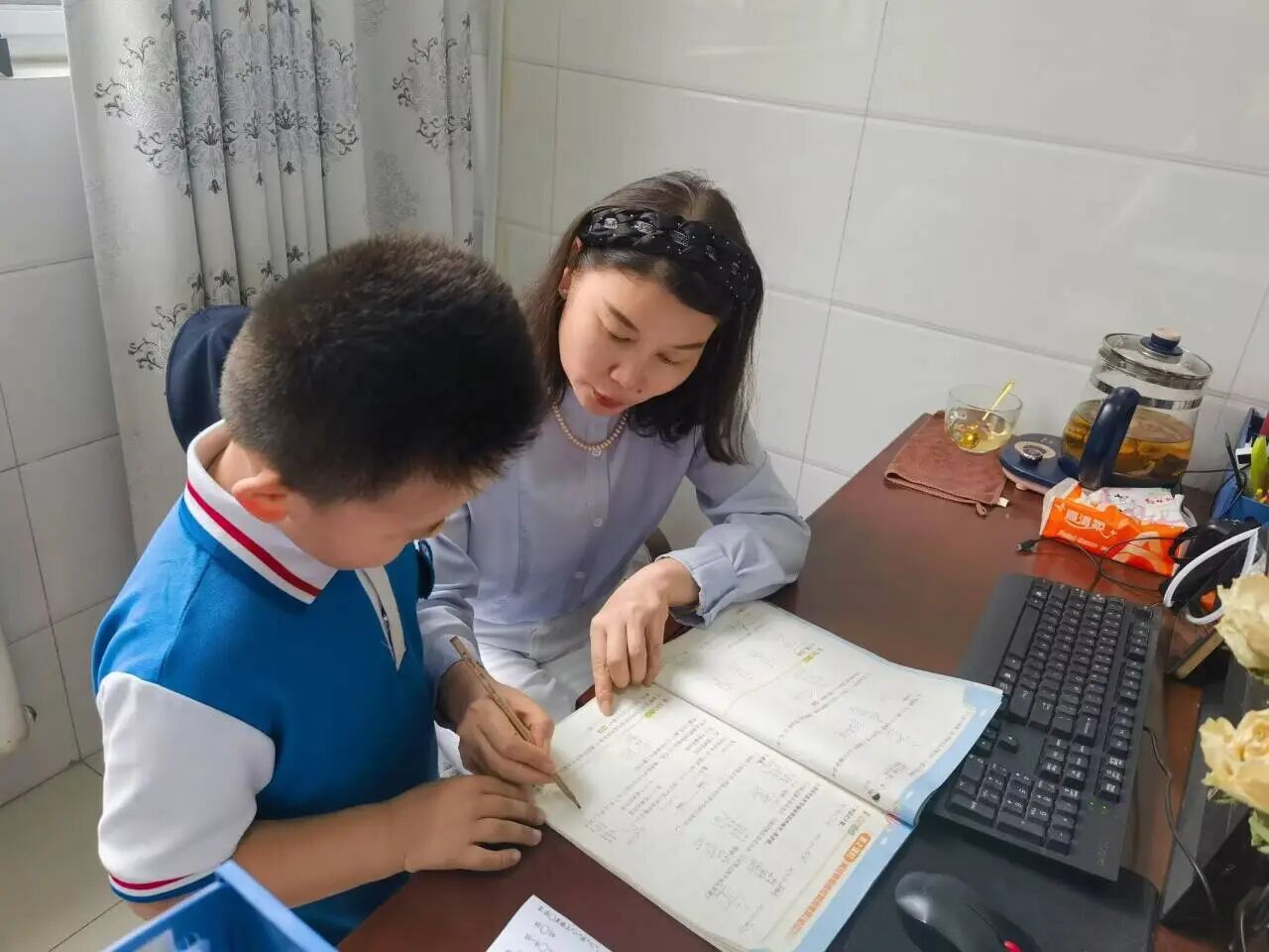 以兴趣为桥，推动学生数学思维碰撞——明睿小学亮点教师颜廷兰