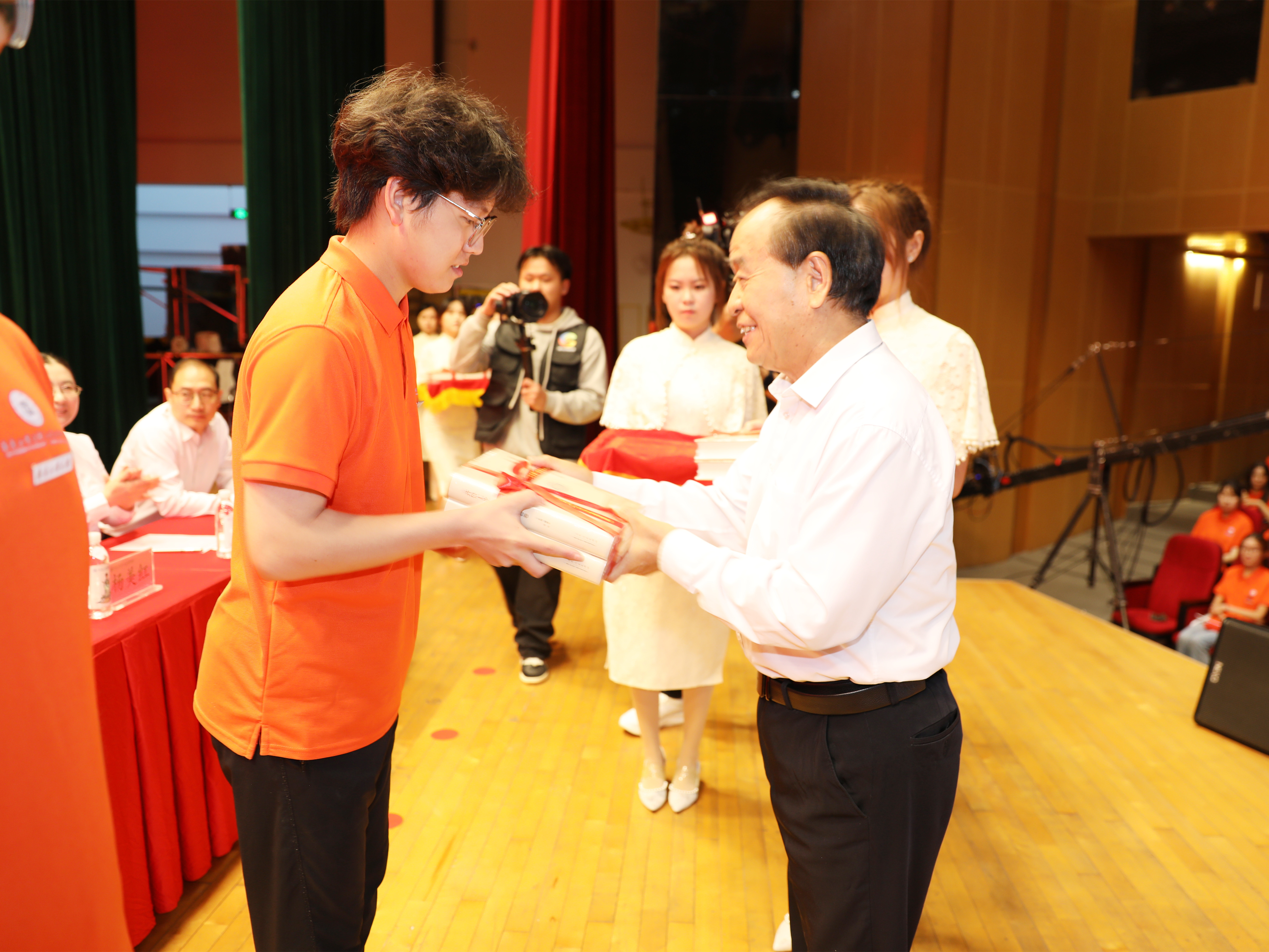 齐鲁工业大学（山东省科学院）举行2025级本科生 开学典礼