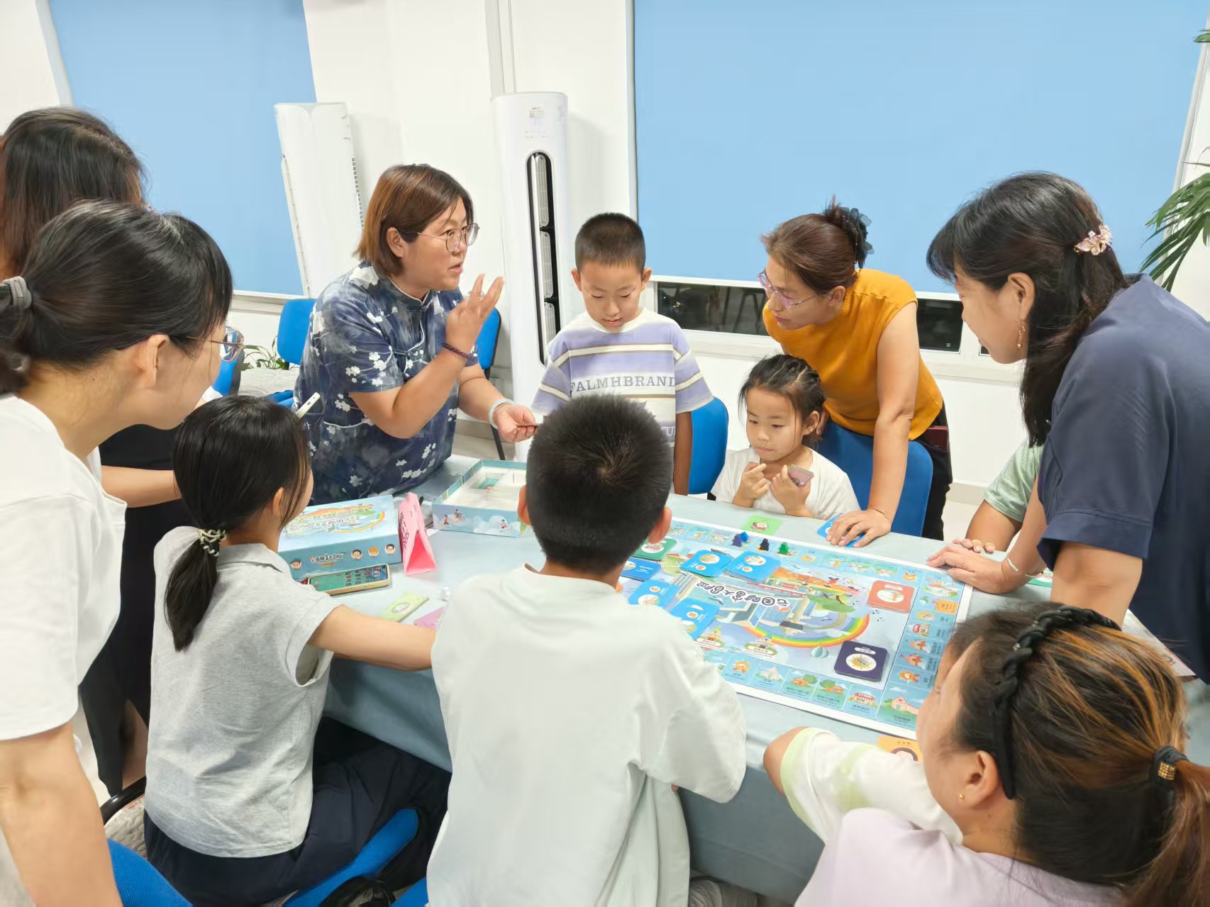 农银人寿山东分公司开展“财富大冒险”少儿财商桌游体验活动