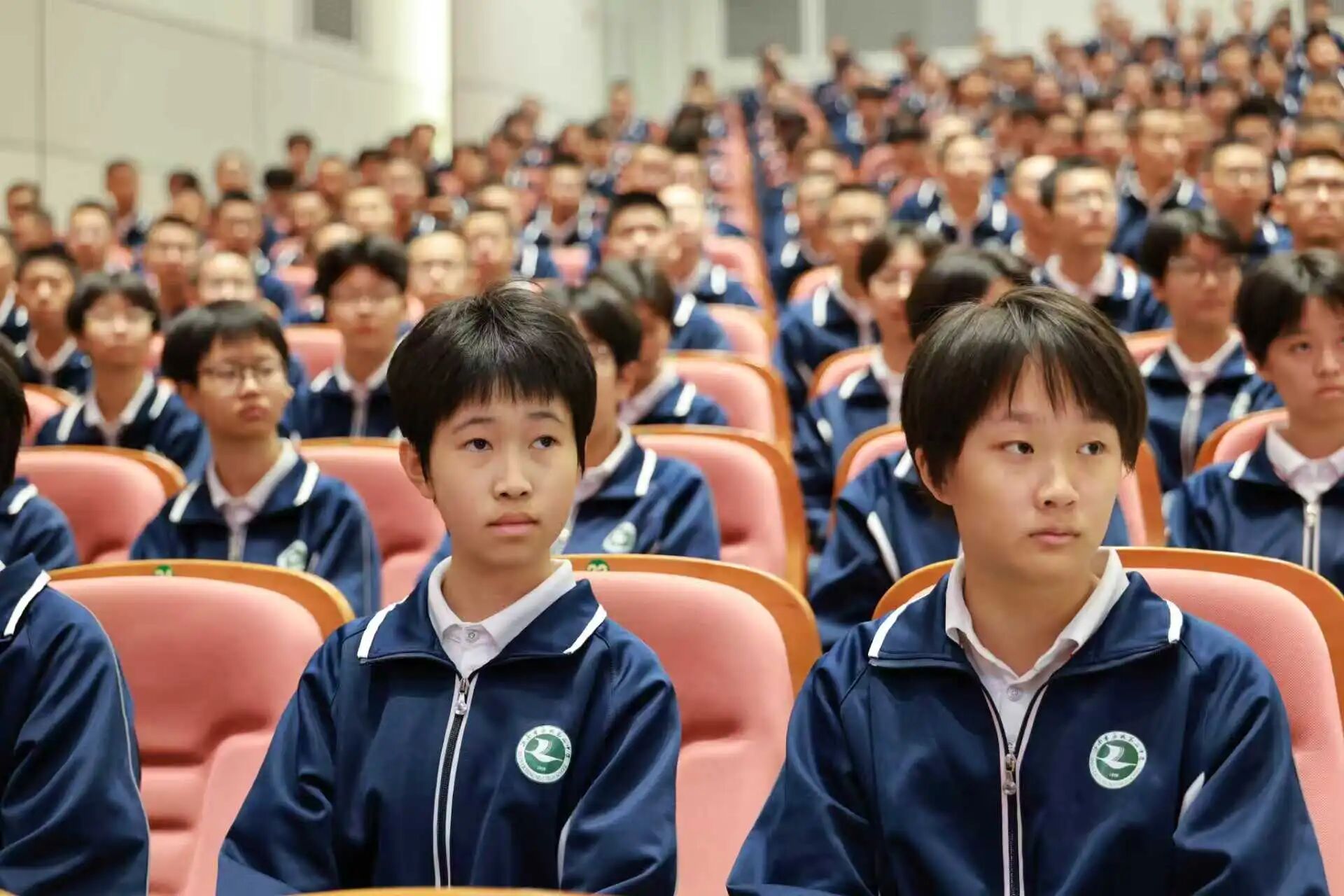 震撼！济南市大中小学爱国和国防教育思政大课活动在历城区举办