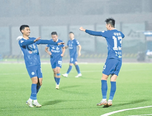 当“齐鲁超赛”与济南重逢重燃的不只是足球热情