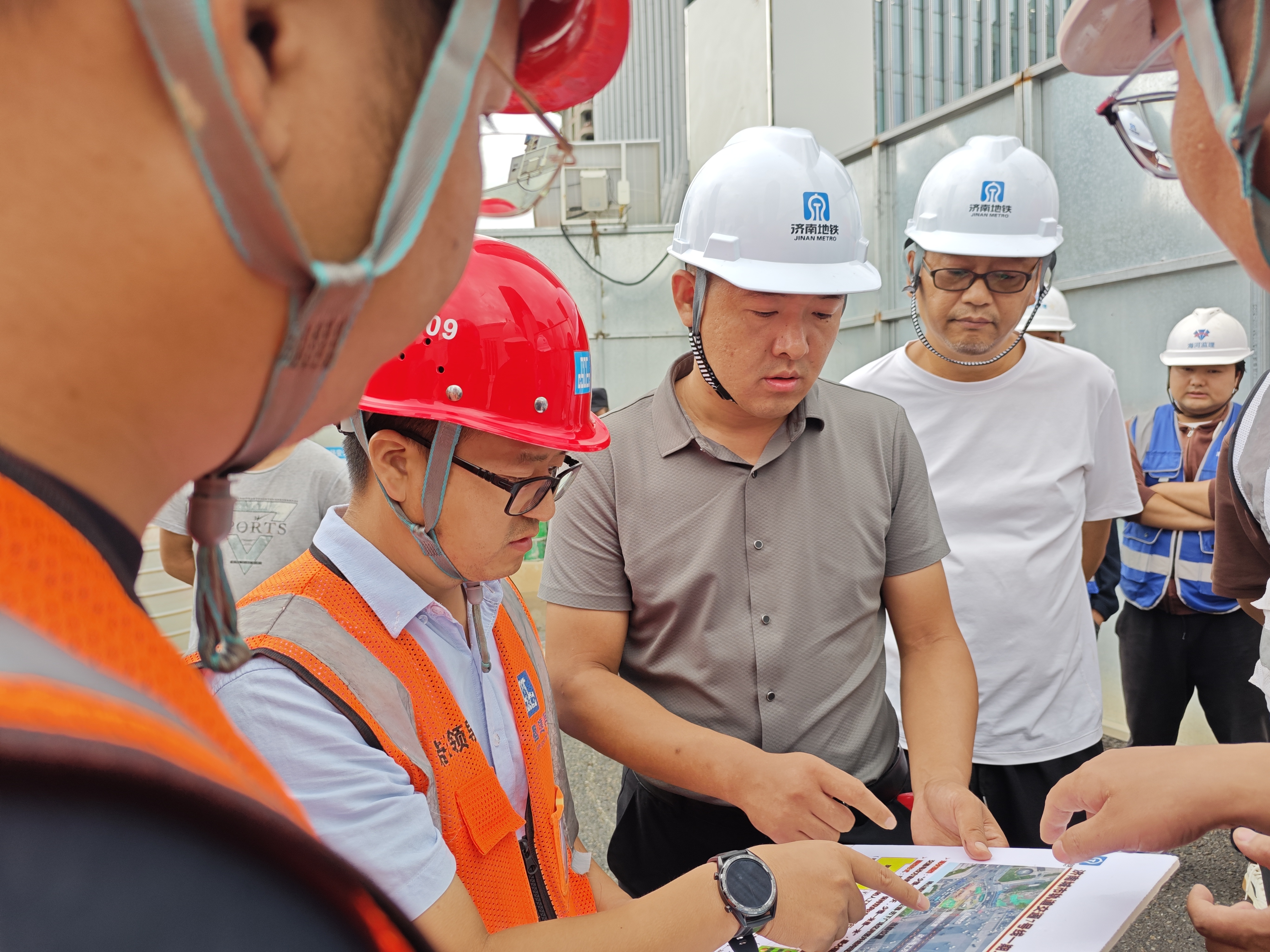 济南市交通工程质量与安全中心多措并举 筑牢“双节”安全生产防线