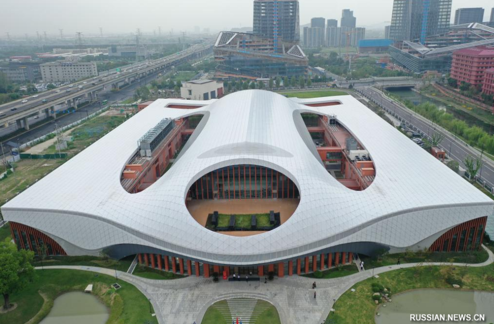 Китай ввел в эксплуатацию самую мощную в мире центрифугу, создающую гипергравитацию /подробная версия -1/