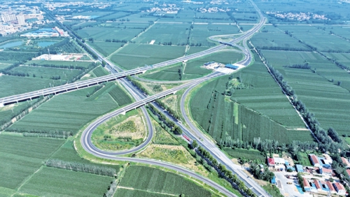 高青至商河公路青城西至大年陈段通车 双向六车道，路线全长约56.89公里