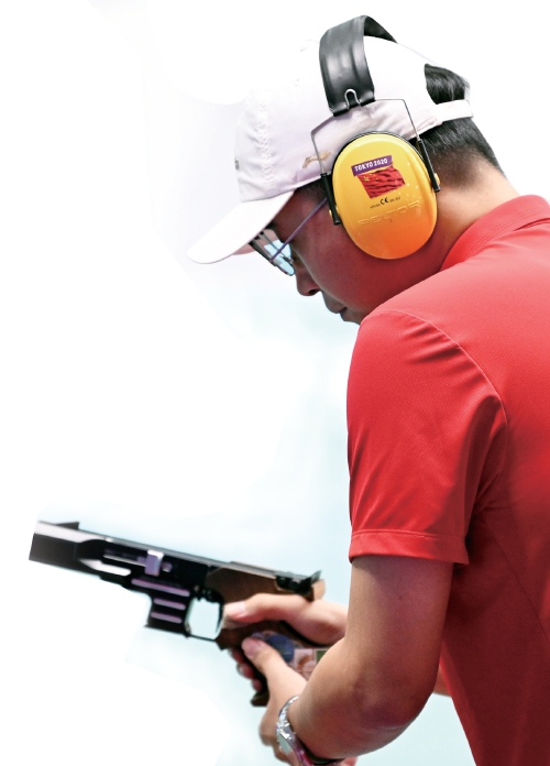 单项折戟后，李越宏领衔“三剑客”射落金牌