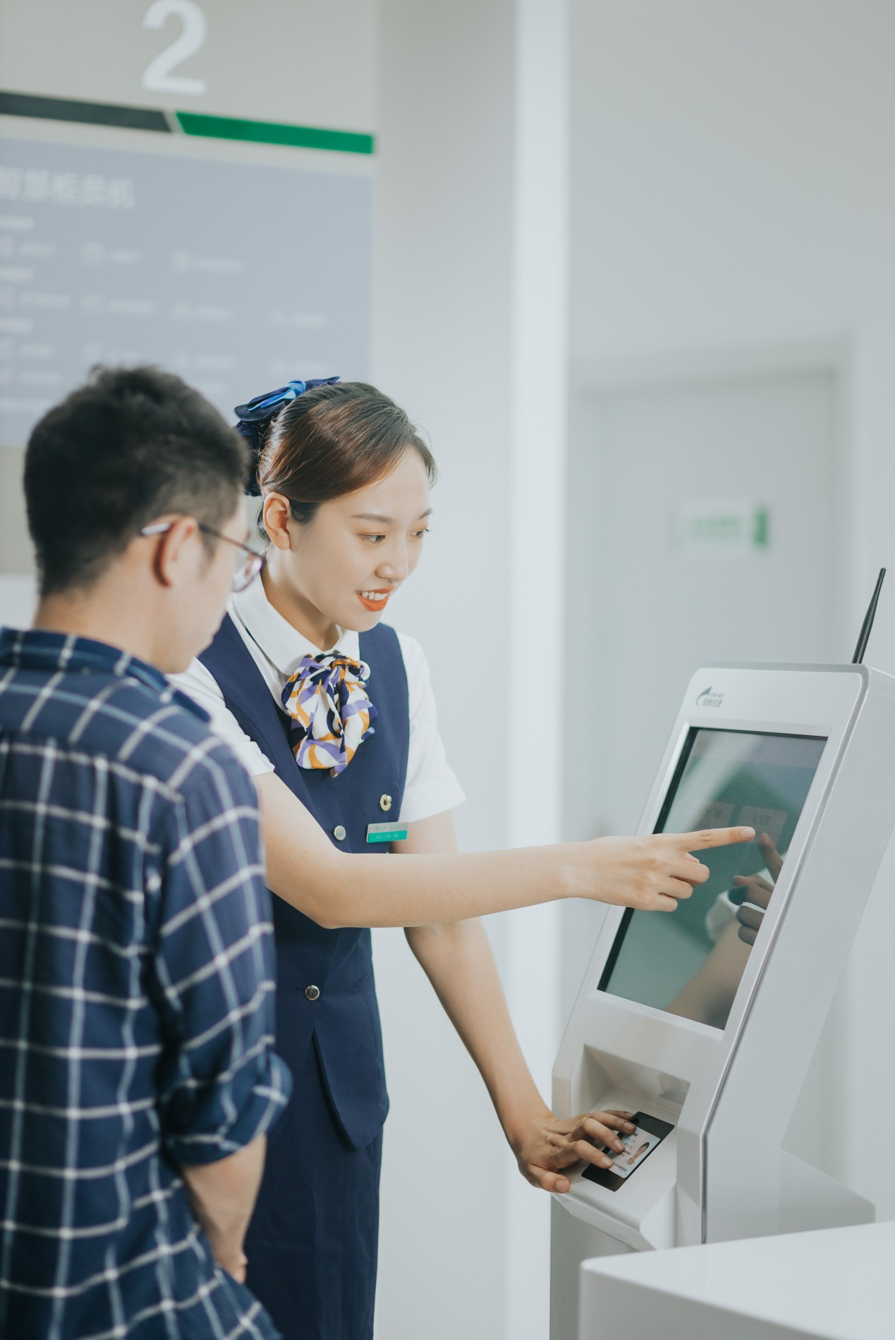 76载变与不变：中国人寿以时代之笔书写守护答卷