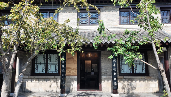 融媒·见证丨建筑保留老味道，院里迎来新业态——老街区的“新腔调”