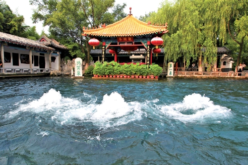 济南记忆：观澜亭前几盈枯