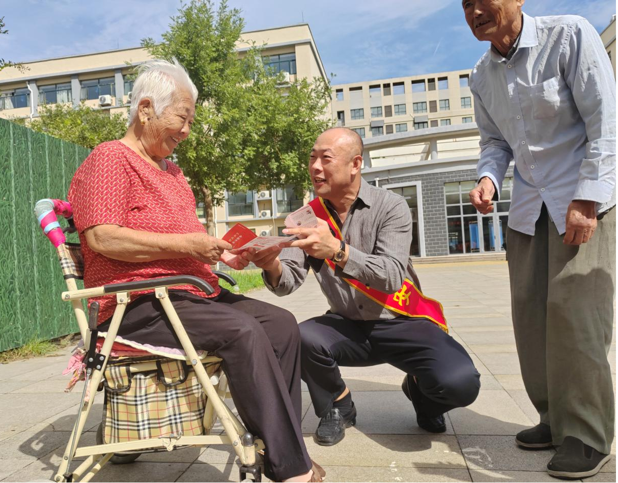 平安产险山东分公司防非百日行 金融护航万家灯火