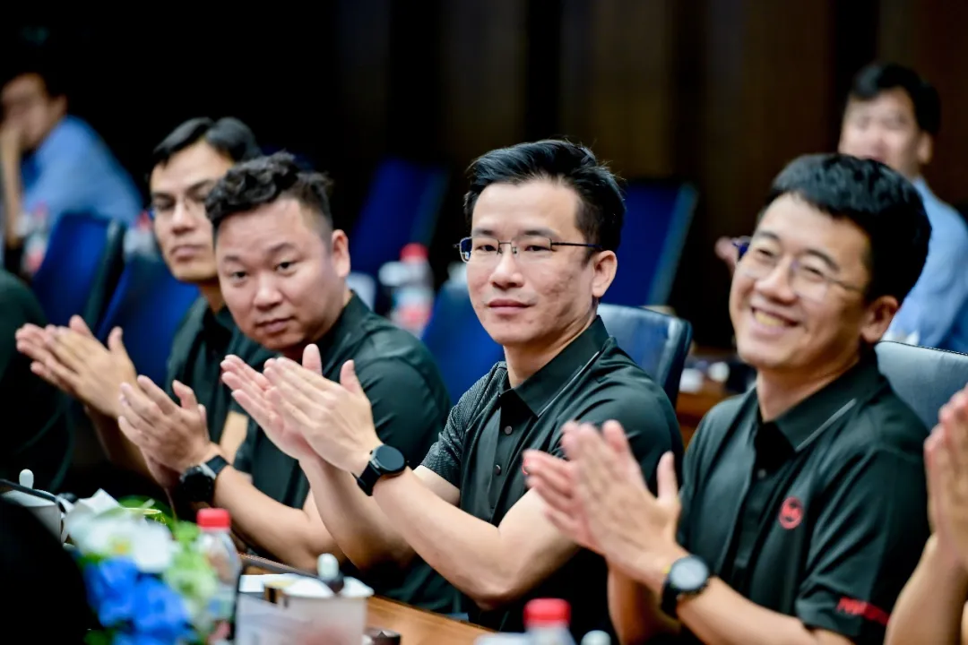 “中国心”专家团队走进比亚迪，共鉴硬核实力