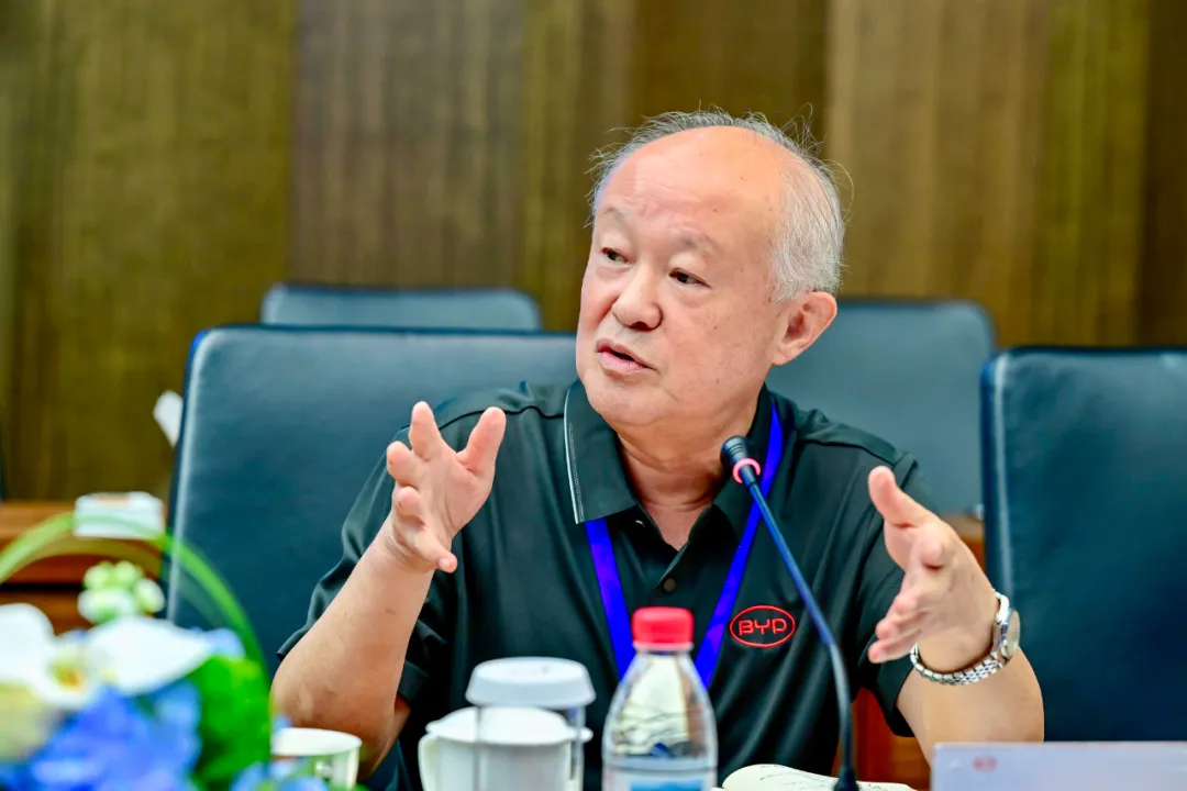 “中国心”专家团队走进比亚迪，共鉴硬核实力