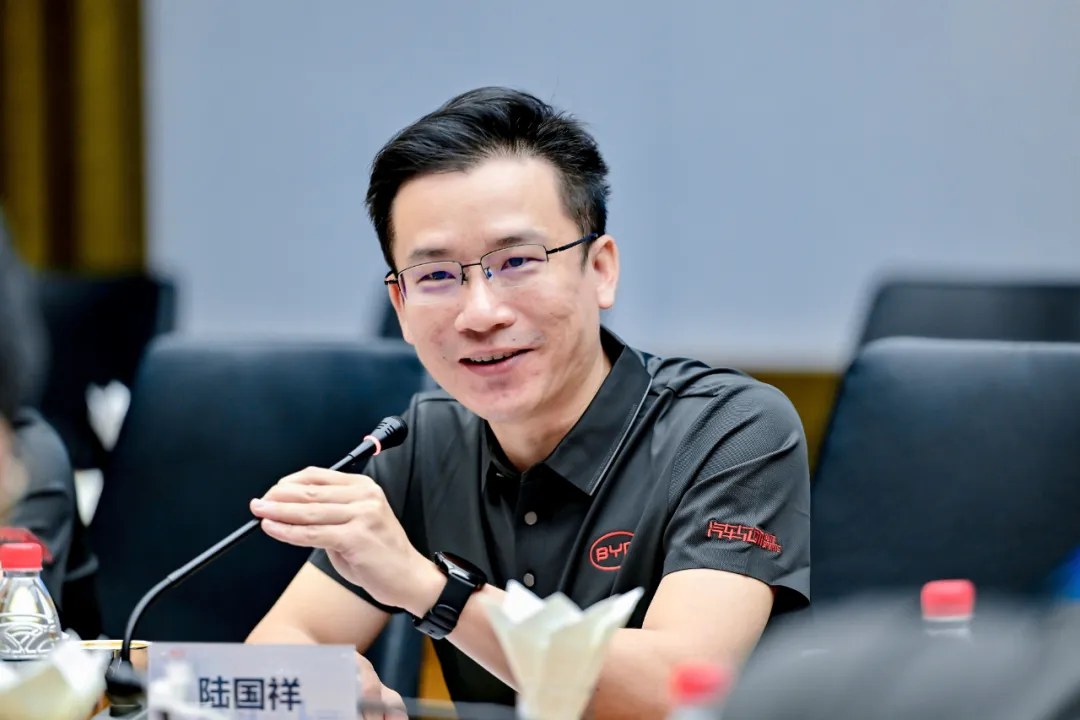 “中国心”专家团队走进比亚迪，共鉴硬核实力