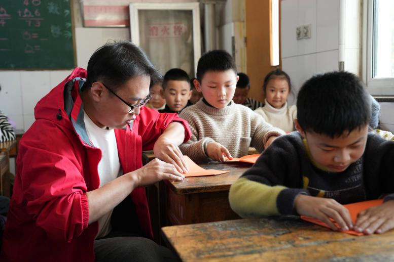 平安产险山东分公司：支教行动纸飞机·载着梦想飞向未来