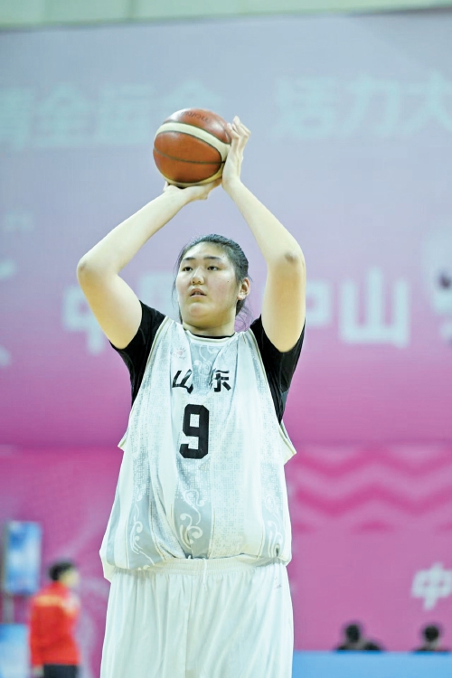 下一站,WCBA?72投68中!济南姑娘张子宇用全运会金牌告别青年组赛事