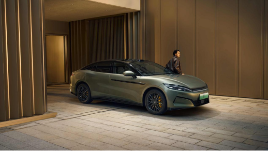 比亚迪汉L携新车色与智能OTA登场，补贴后售价19.48万～26.48万元