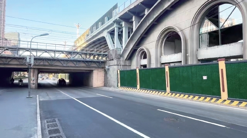 桥下商铺全部拆除完成 百年老天桥大修改造进入全新阶段