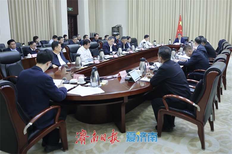 于海田主持召开市政府常务会议 研究政府合同管理、全域数字化转型等事项