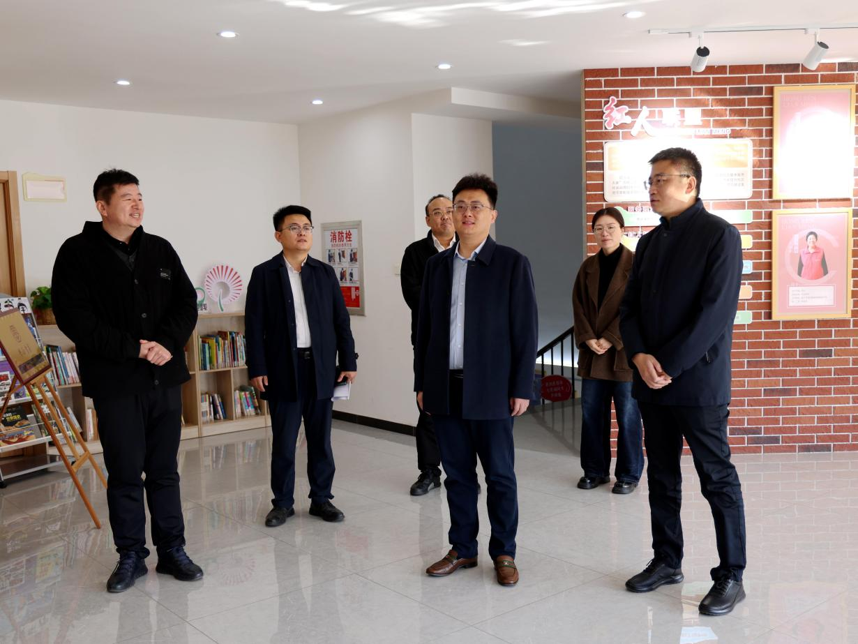 平安产险滨州中心支公司“乡风文明100”邹平市高新街道捐赠仪式