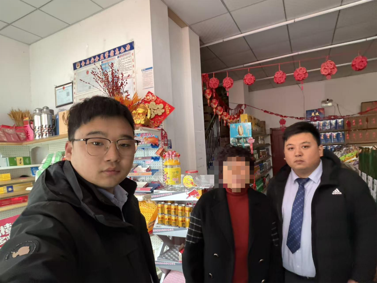 农行平阴榆山路支行：手写敬意映初心，适老服务暖人心