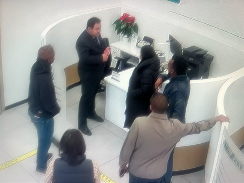 农行济南泺源大观园支行：农行服务无国界，“即来即兑”暖了外国游客心