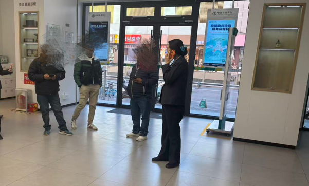 农行济南泺源华联支行：大国担当服务国际友人