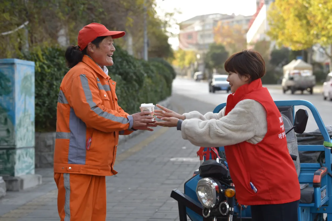 济南交广×海尔净水,一杯姜茶送给城市守护者——你温暖城市我温暖你