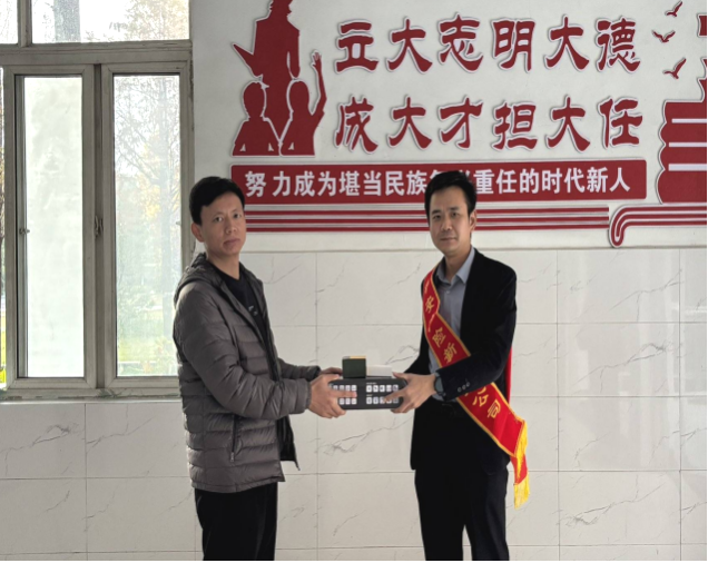 平安产险新泰支公司推进校园防霸凌活动