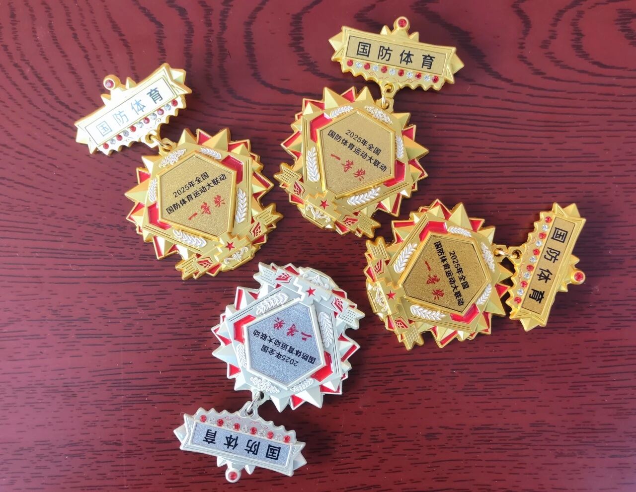 历城区洪家楼第二小学斩获全国国防体育大赛殊荣