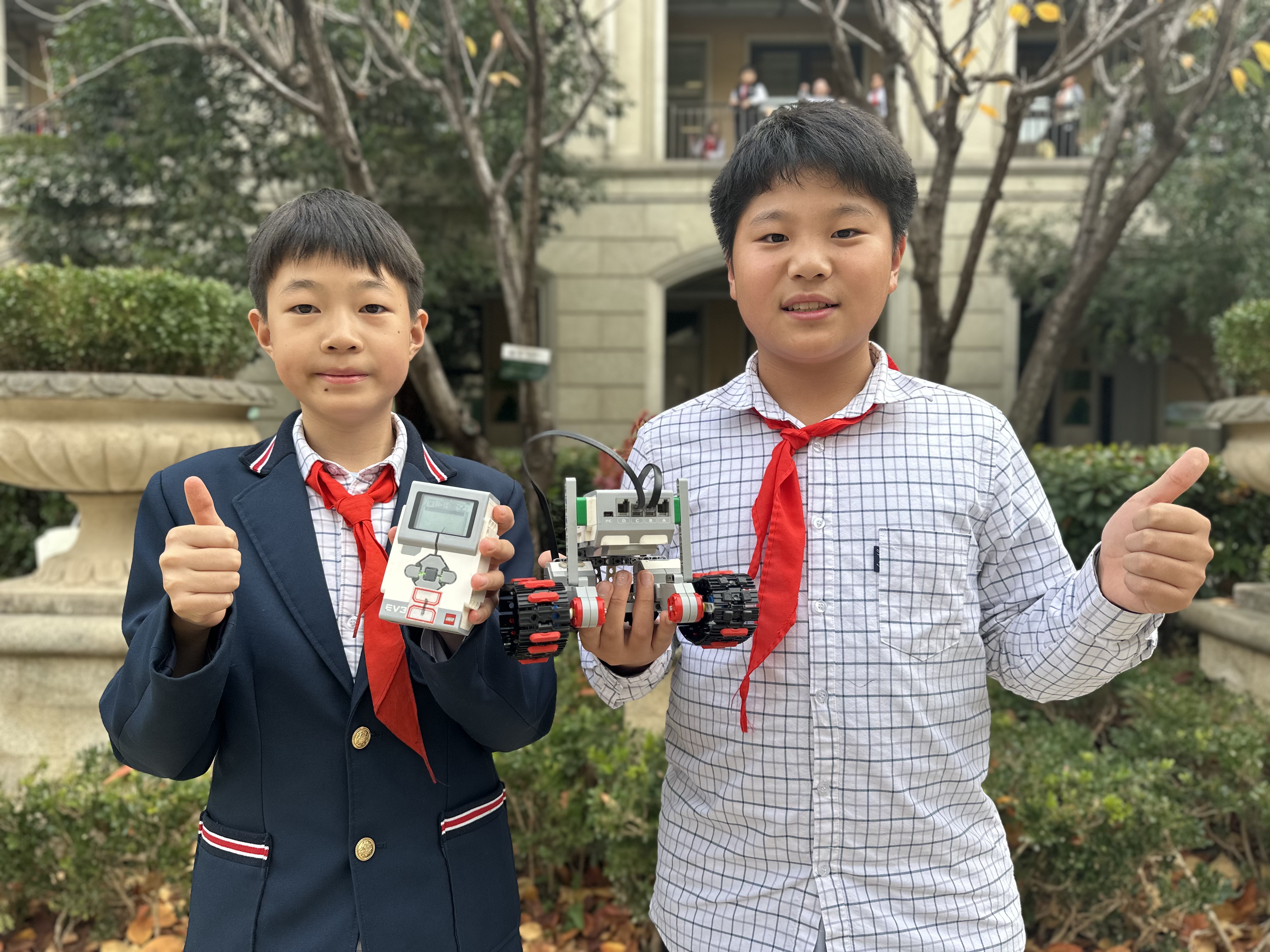 科技赋能成长，创意点亮童年 ——济南市历下区龙奥学校科技节活动