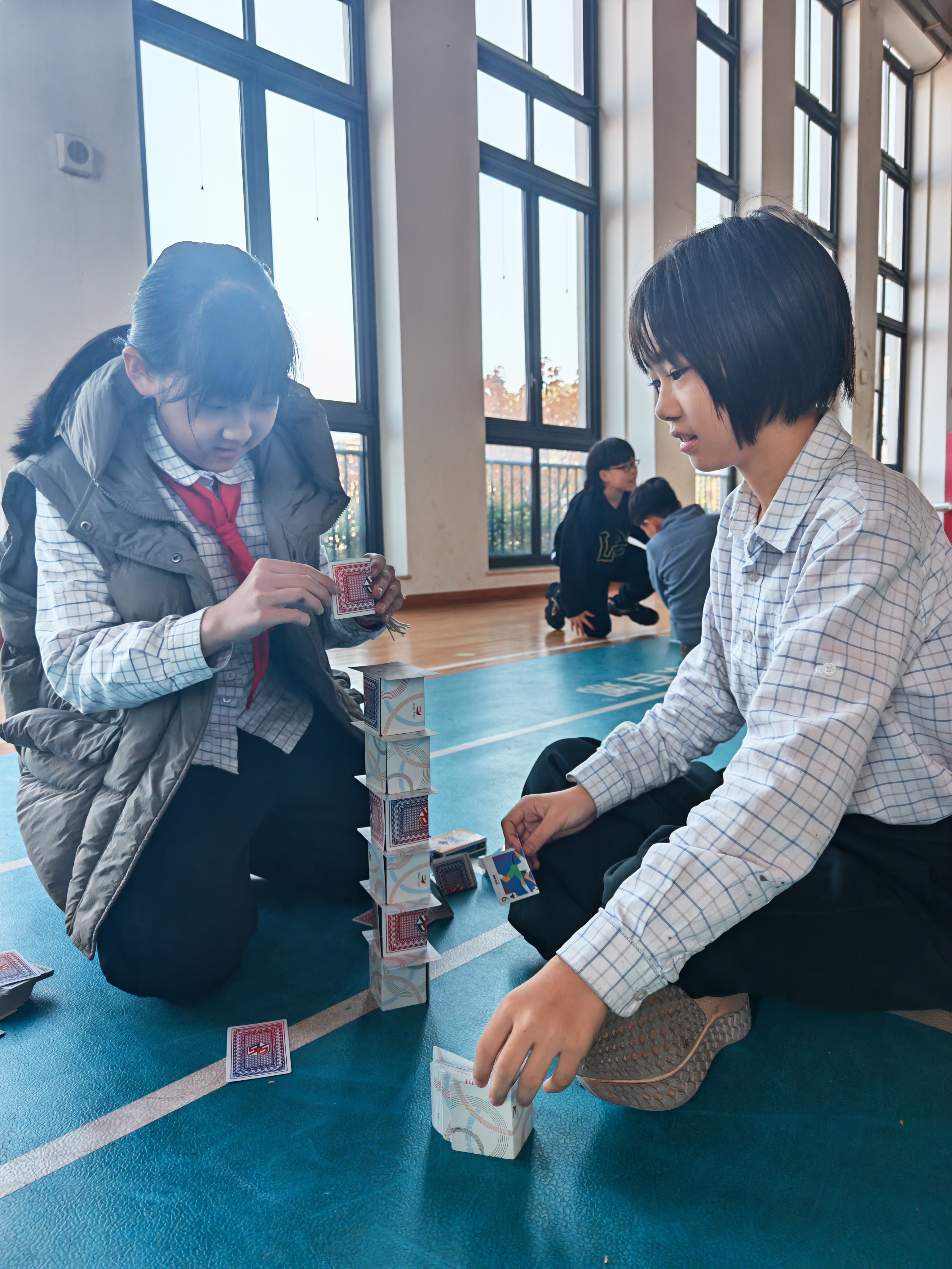 科技赋能成长，创意点亮童年 ——济南市历下区龙奥学校科技节活动