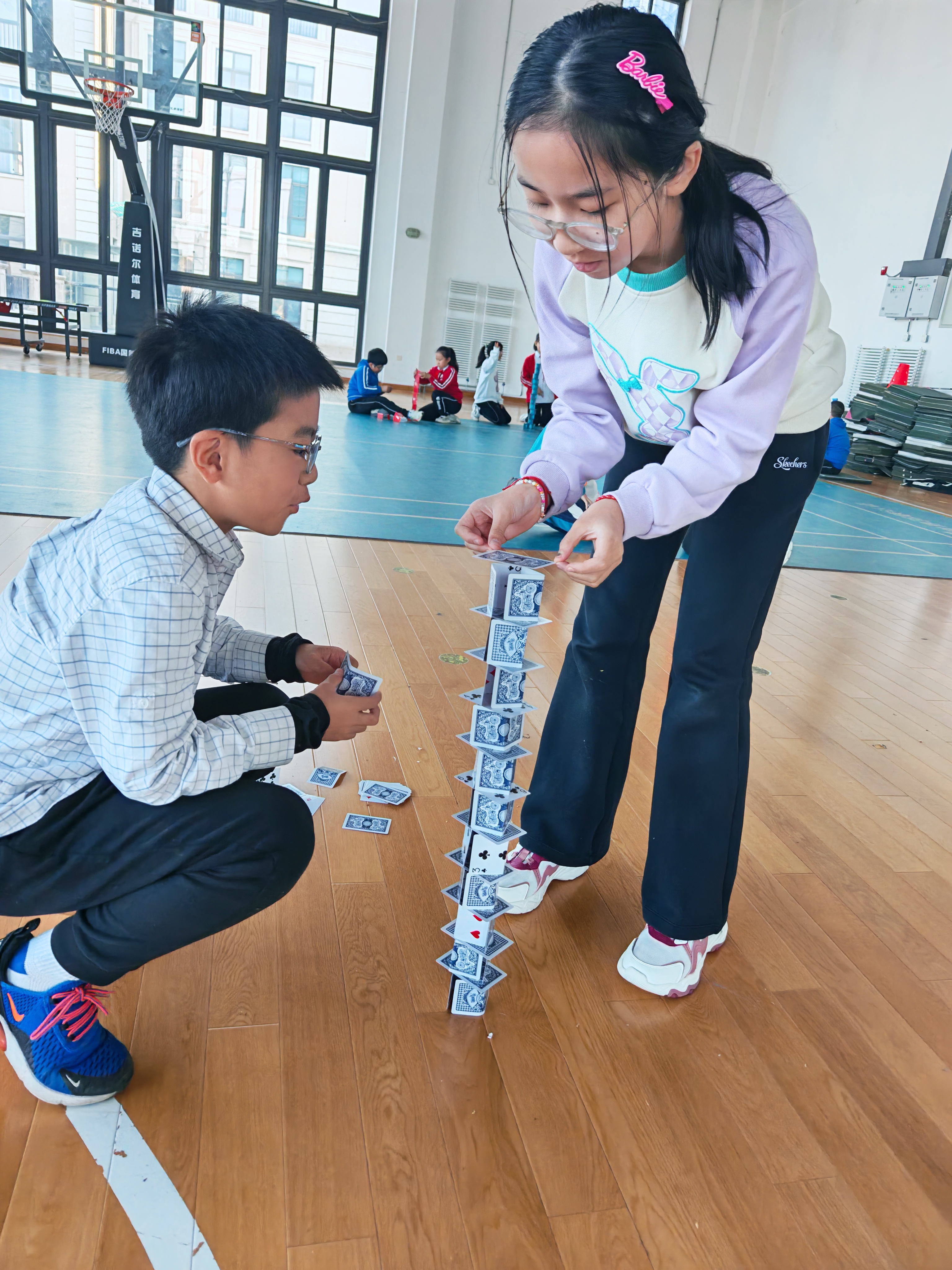 科技赋能成长，创意点亮童年 ——济南市历下区龙奥学校科技节活动