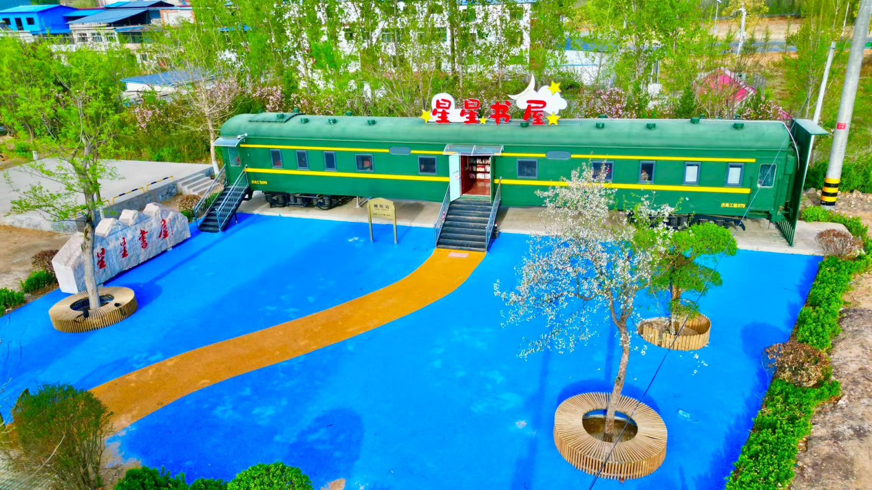 点亮阅读之灯，照亮振兴之路 乡村全民阅读发展交流会在柳埠街道举办