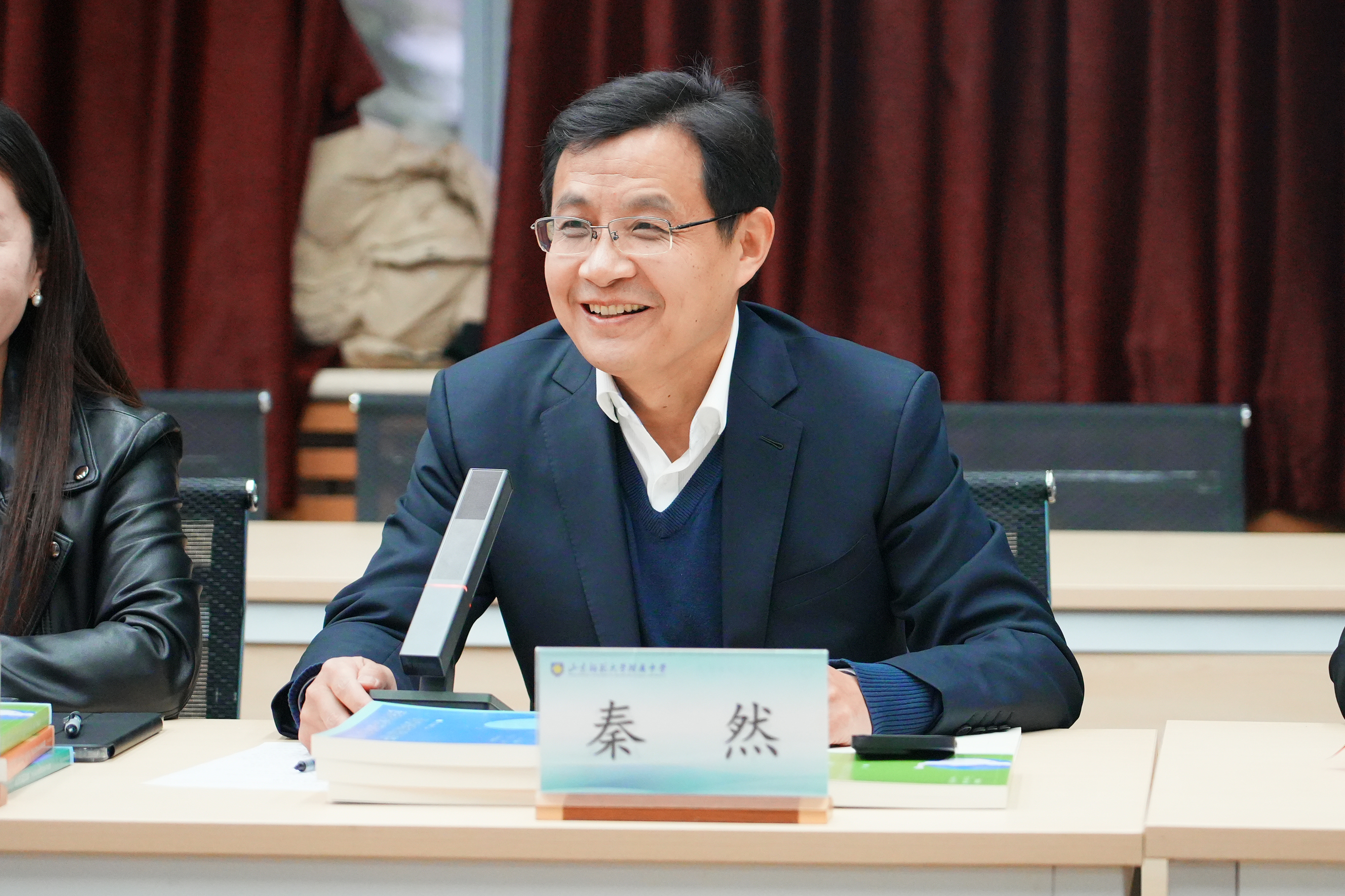 山东师大附中举行建校75周年丛书新书发布会暨“教育强国战略背景下教师发展标志性成果的构造与表达”座谈会