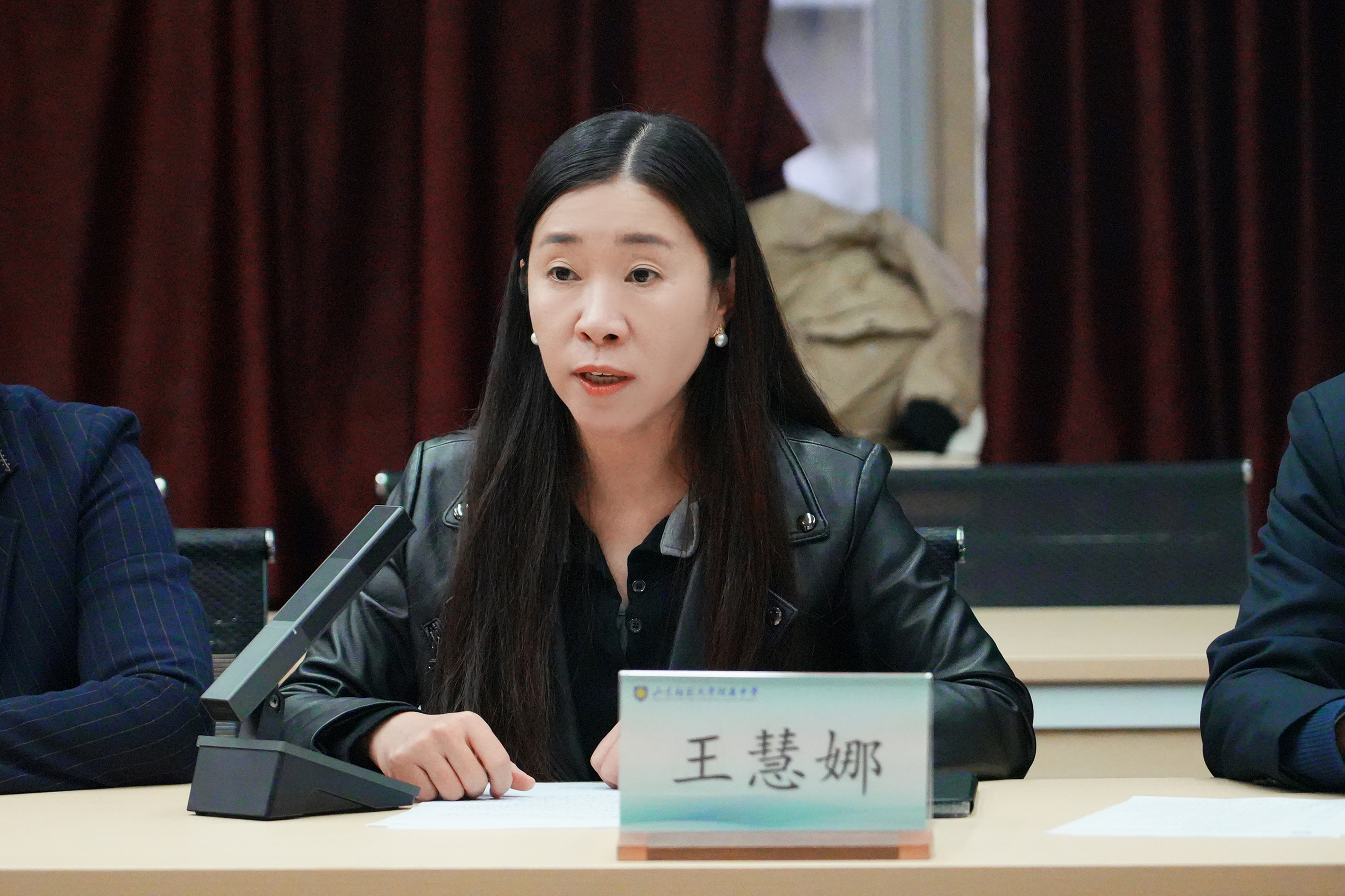 山东师大附中举行建校75周年丛书新书发布会暨“教育强国战略背景下教师发展标志性成果的构造与表达”座谈会