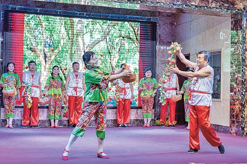 启航新征程 唱响新华章